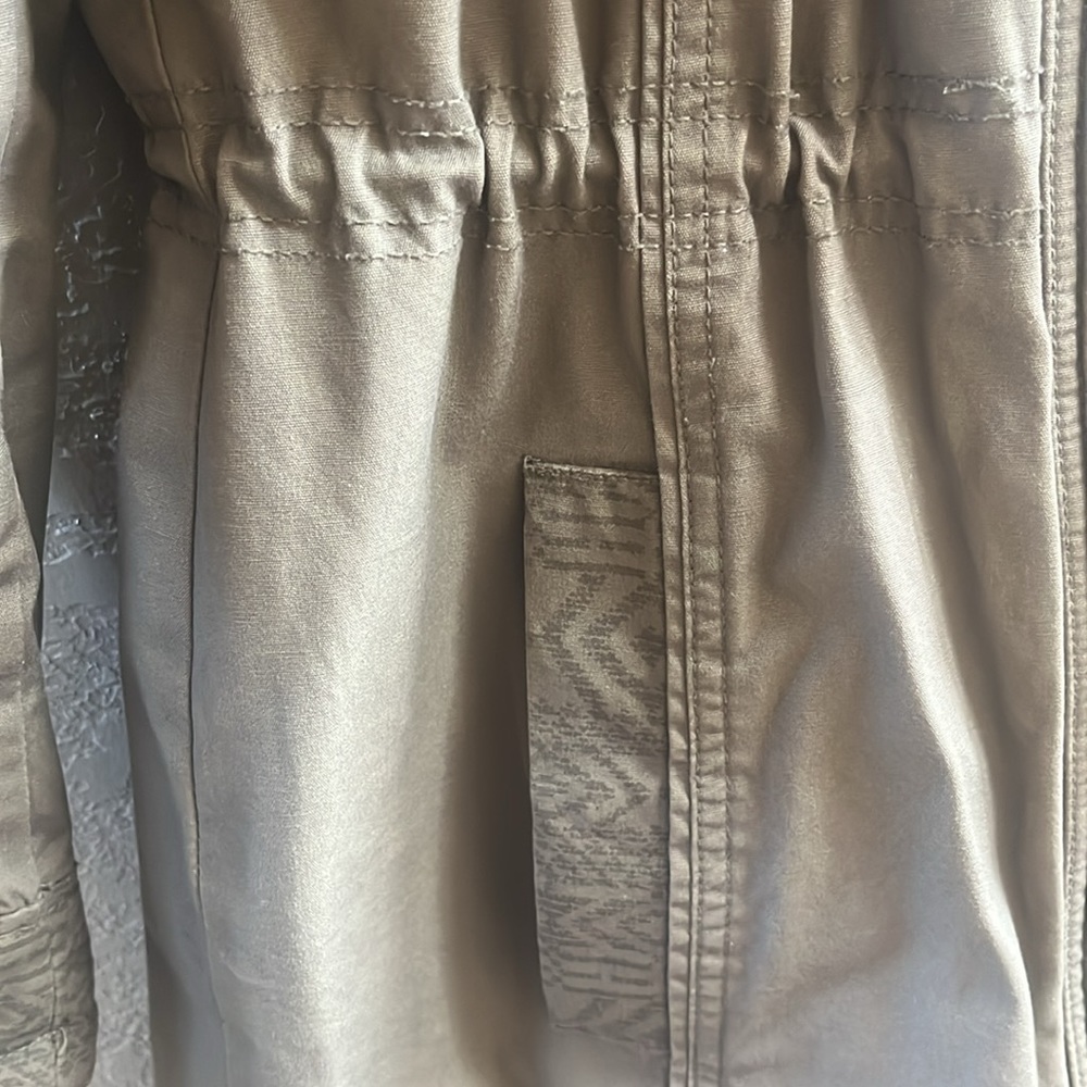Winter coat - Picture 6 of 10